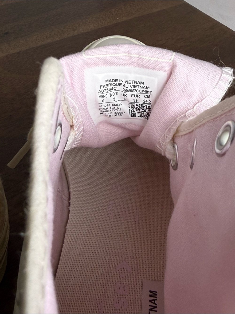 Converse Chuck 70 Crochet High Top Sneakers Cream Pink Women’s 8 - Picture 7 of 9